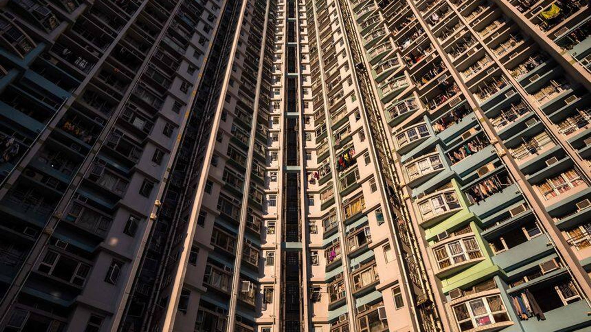 Financial Times--Golden era for HK developers declared over