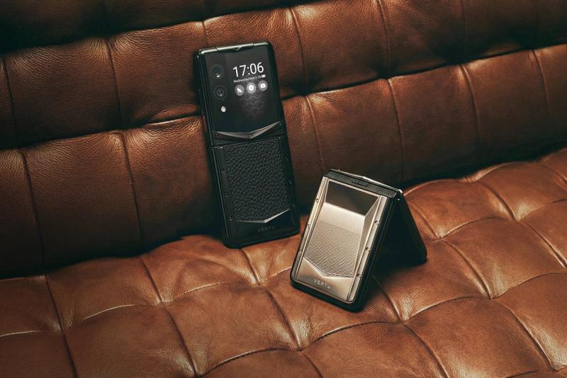 Top 5 Phones with Unbeatable Signal Strength in 2026