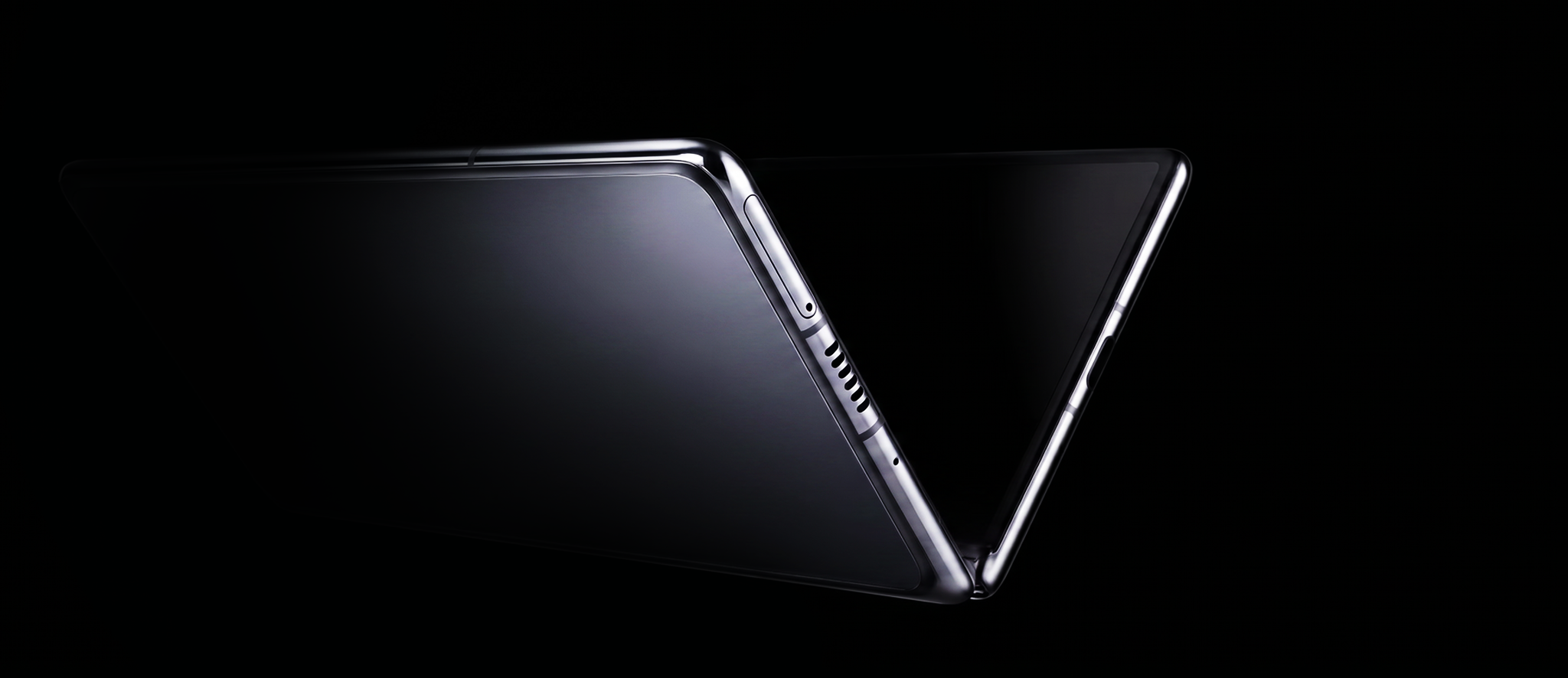 VERTU ALPHAFOLD Pre-Orders Open Worldwide Ahead of Official 28 May Launch