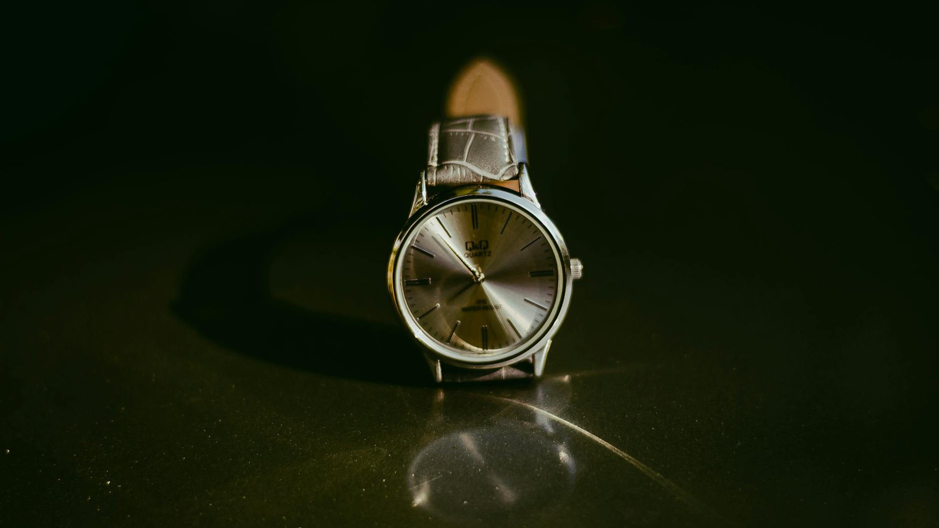 Timeless Thanksgiving Gifts: Luxury Watches for Him