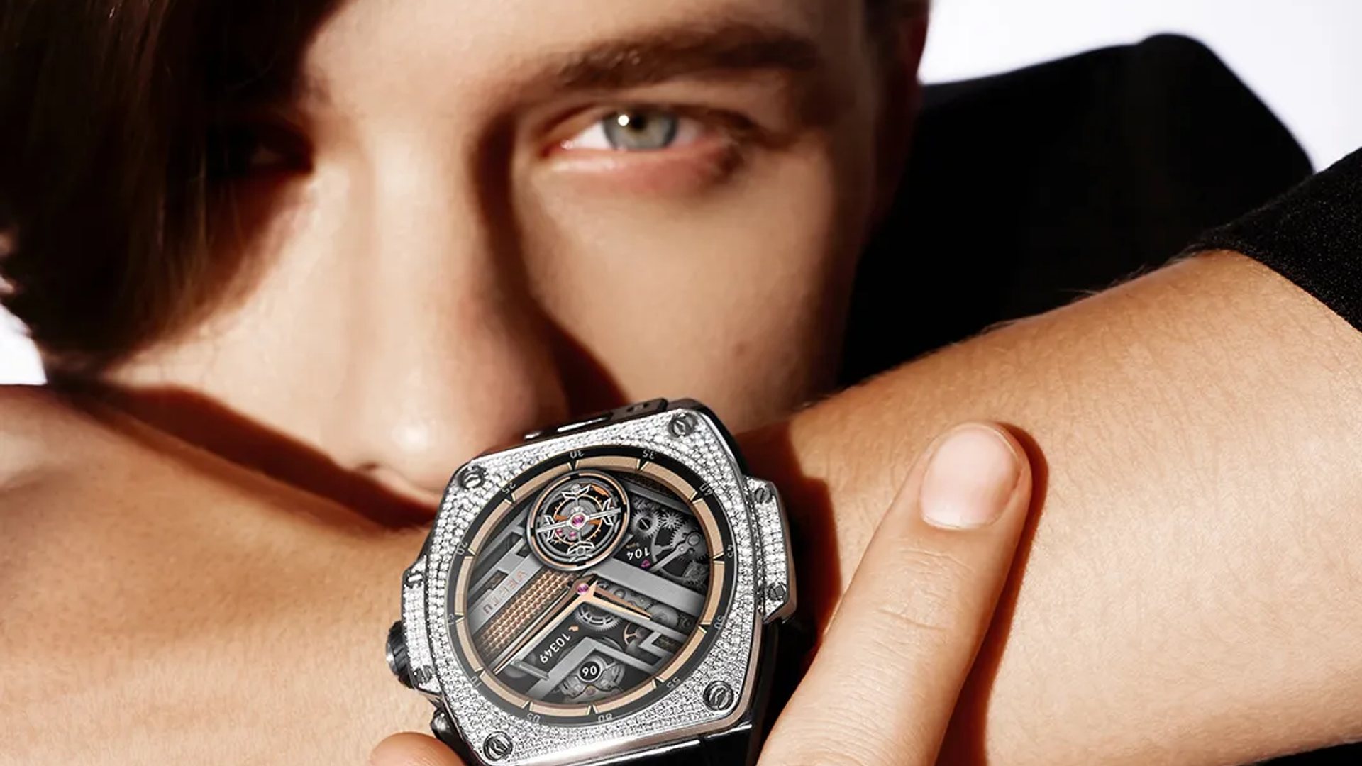 Emerging Trends in Luxury Wearable Technology for 2025