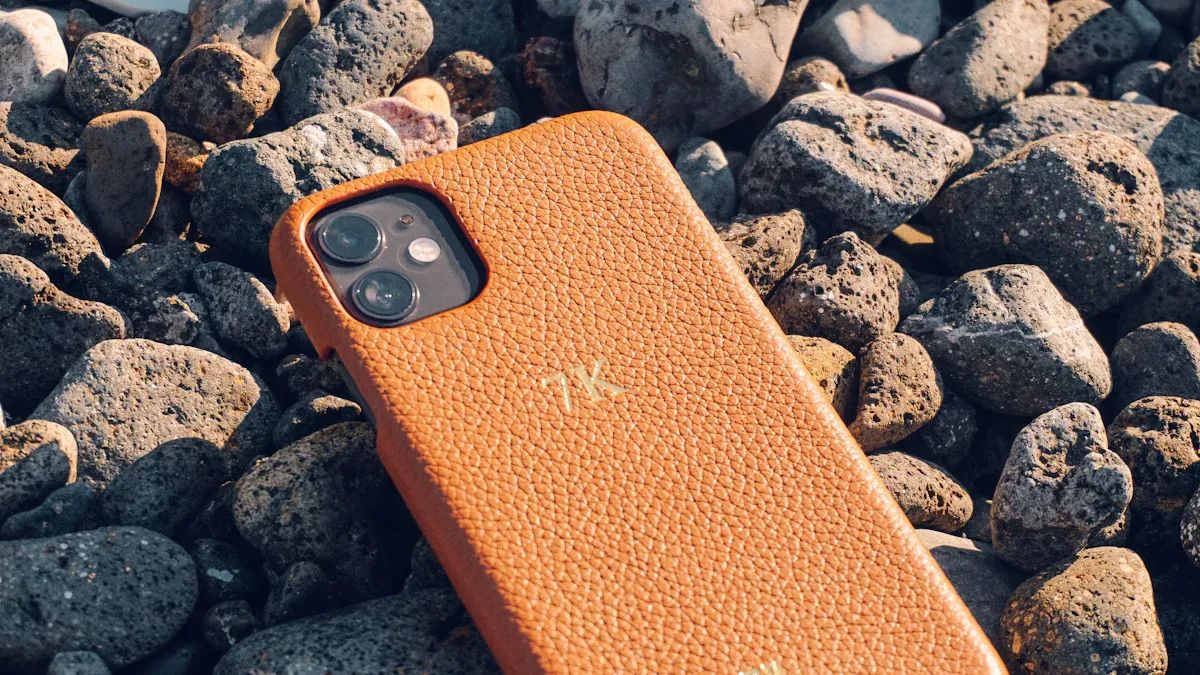 VERTU Agent Q Fine Leather Finish Phone Case