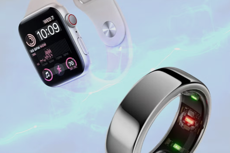 Oura Ring 4 vs. Apple Watch 11: Luxury Wearable Tech Gifts for Boyfriend?