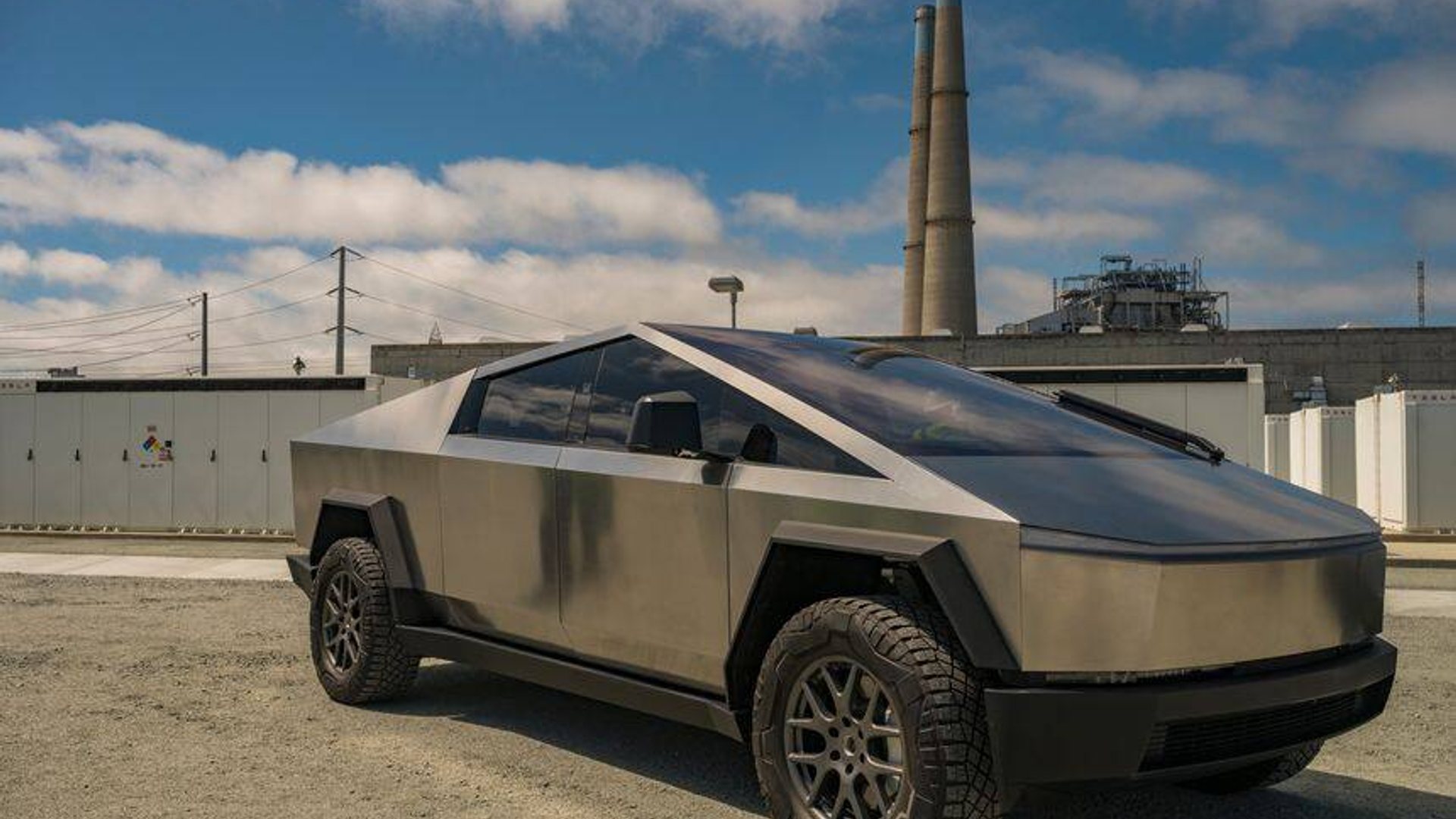 The Wall Street Journal--Musk Warns on Tesla Cybertruck Amid Profit Drop