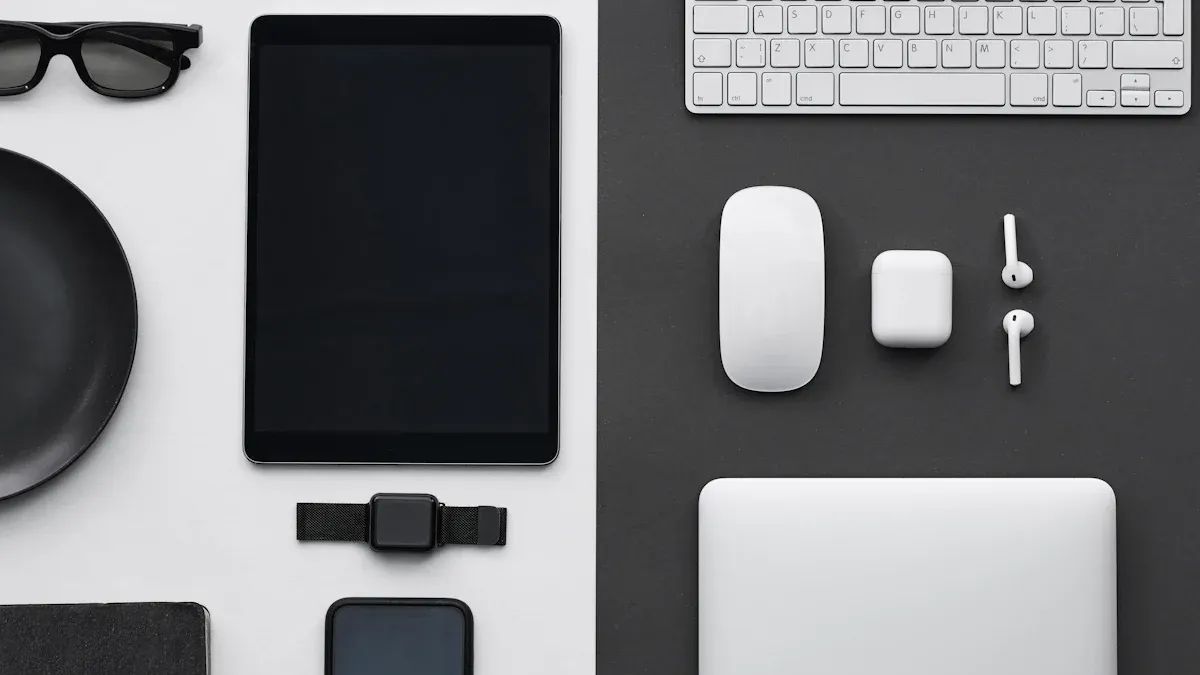 Smart Home & Everyday Tech