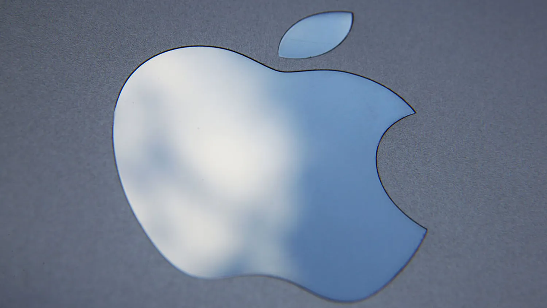 Financial Times--Apple suffers setback in top EU court over €14.3bn Irish back taxes dispute