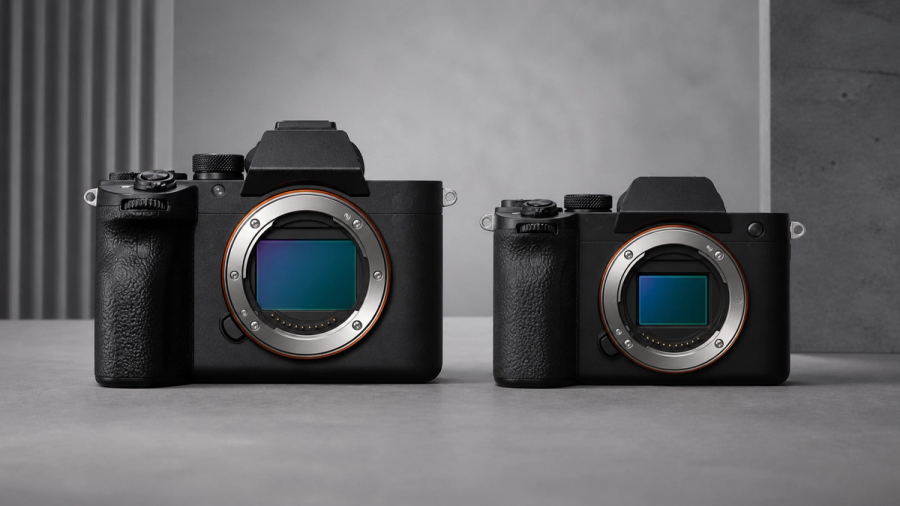 Full Frame vs APS-C Camera shown as a practical side-by-side comparison