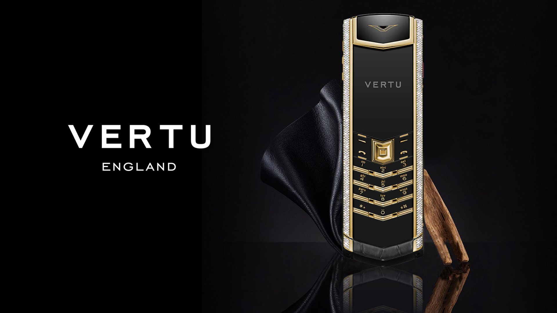 Keyboard Phone with Everyday Protection: Your 2025 Guide