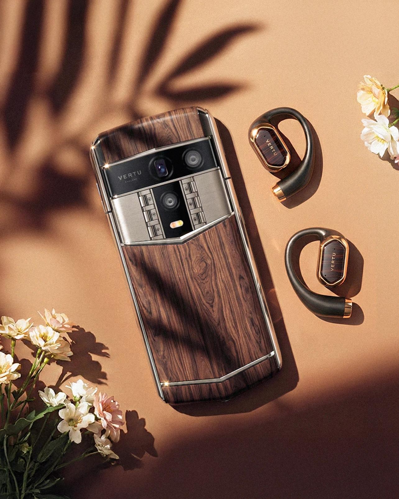 Top 10 Luxury Vertu Phone Valentine's Gift Ideas for 2026