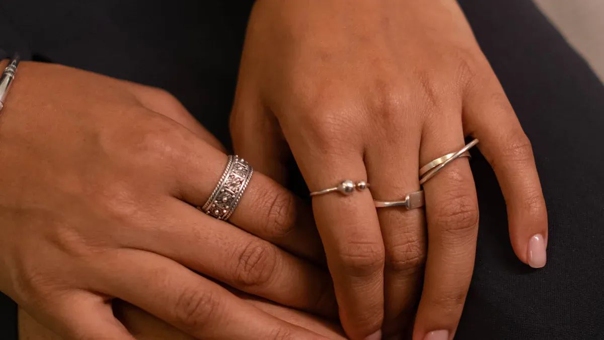 Why Aura Ring Stands Out as the Best Smart Ring for Luck