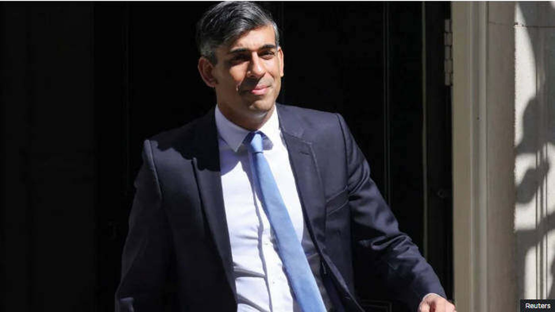 Financial Times-Sunak takes heart as recession lifts