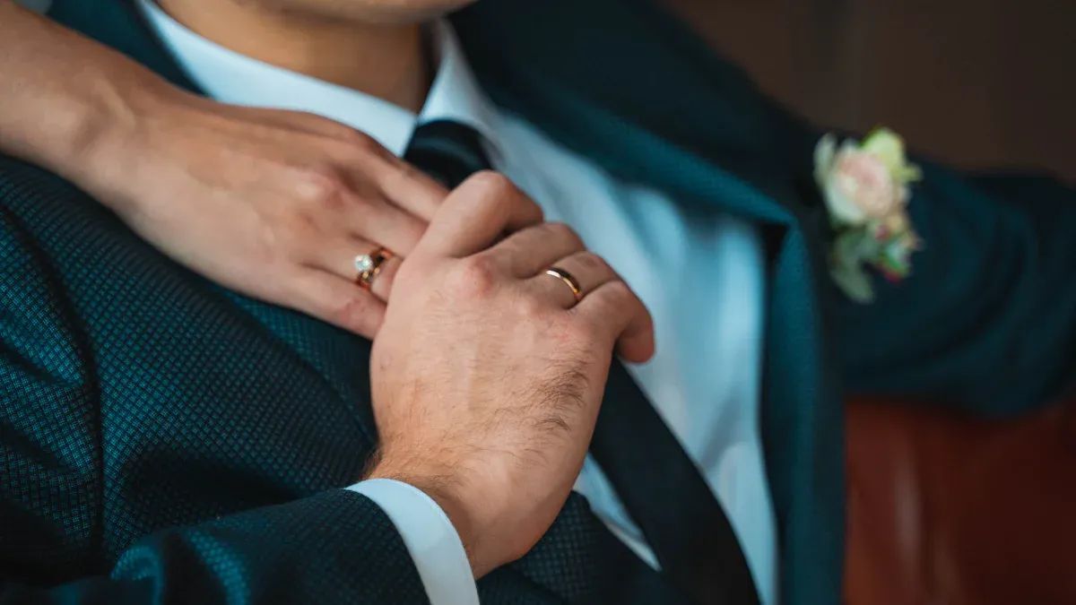 How to Choose Smart Rings for Men