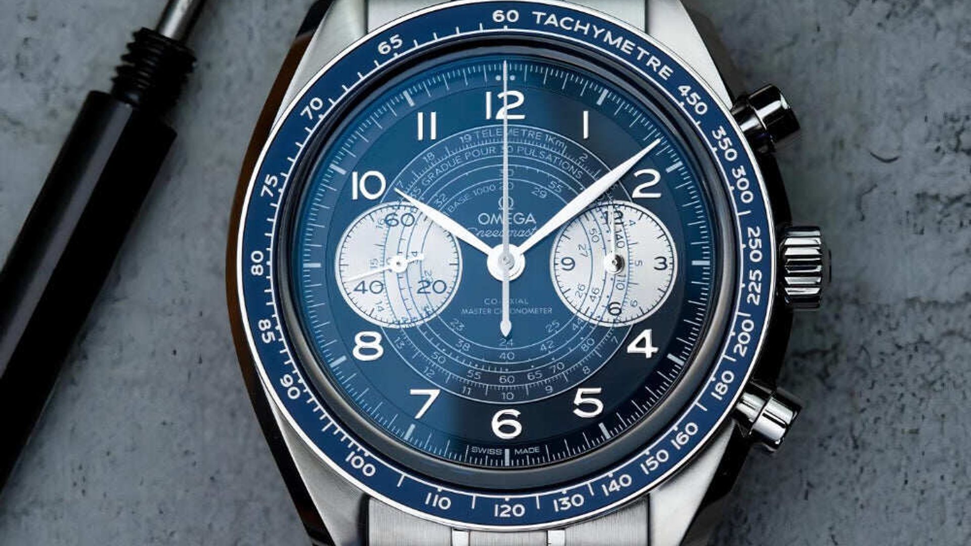 OMEGA Olympic Light: Speedmaster Chronoscope New Gold Edition