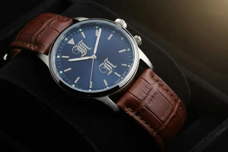 Top 10 Unique Personalized Watch Ideas for the Modern Man