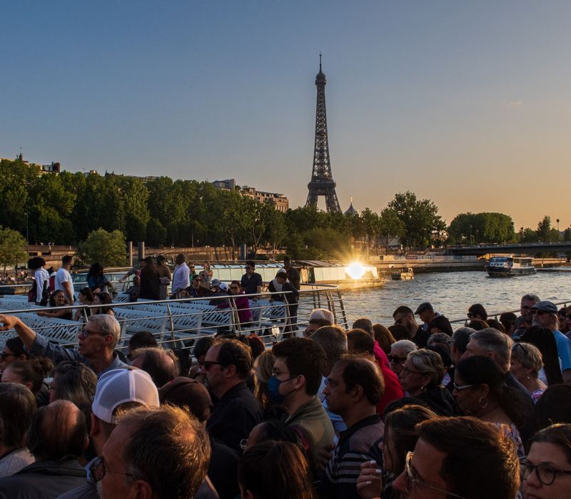 Olympic fever sparks Paris: tourism revenue soars