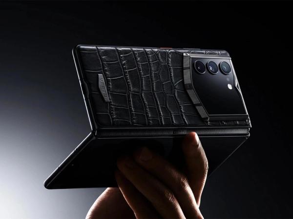 Official VERTU ALPHAFOLD product image showing the handset partly open.