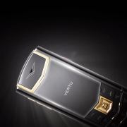 VERTU Signature S+ and Jewellery-Led Wearables: Heritage Meets AI