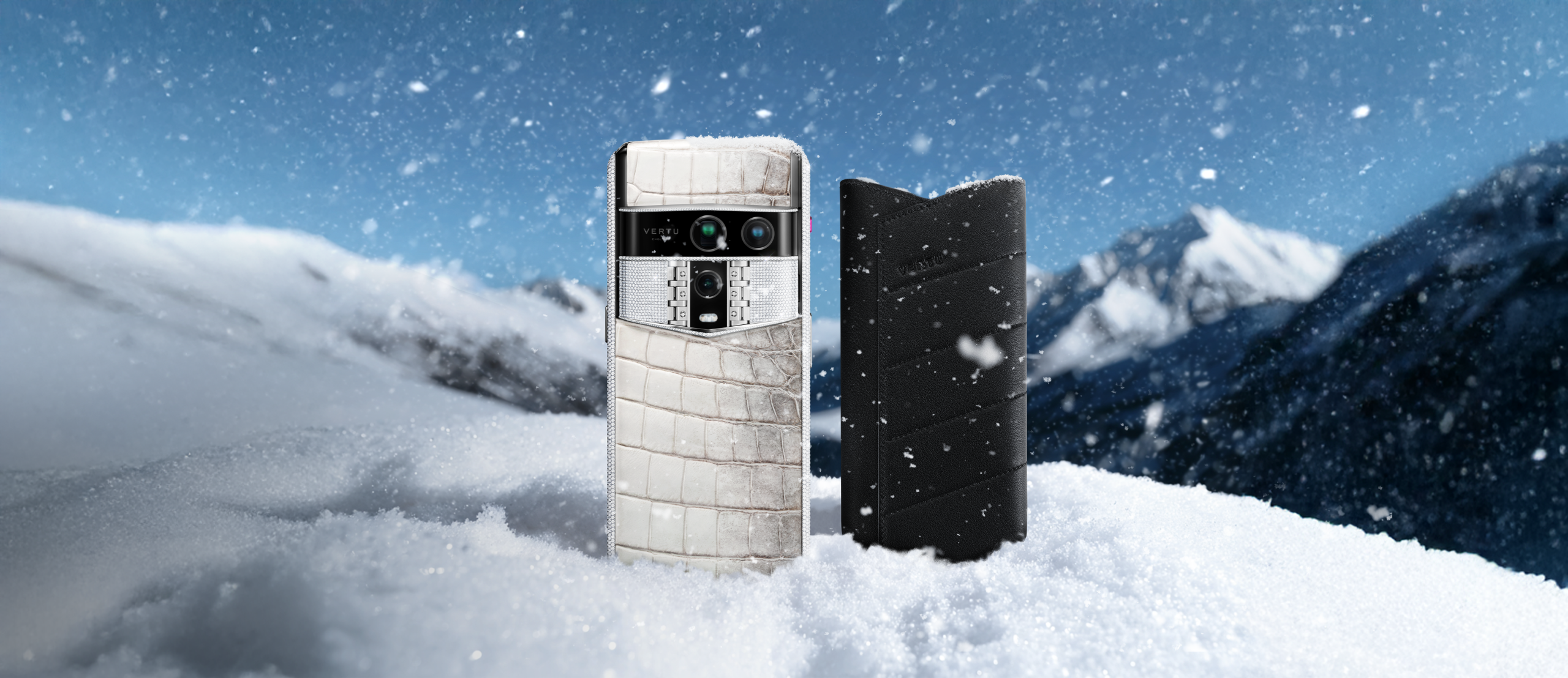 New Year, New Vision: Vertu Agent Q Now Includes Free Premium Leather Case Worth $800