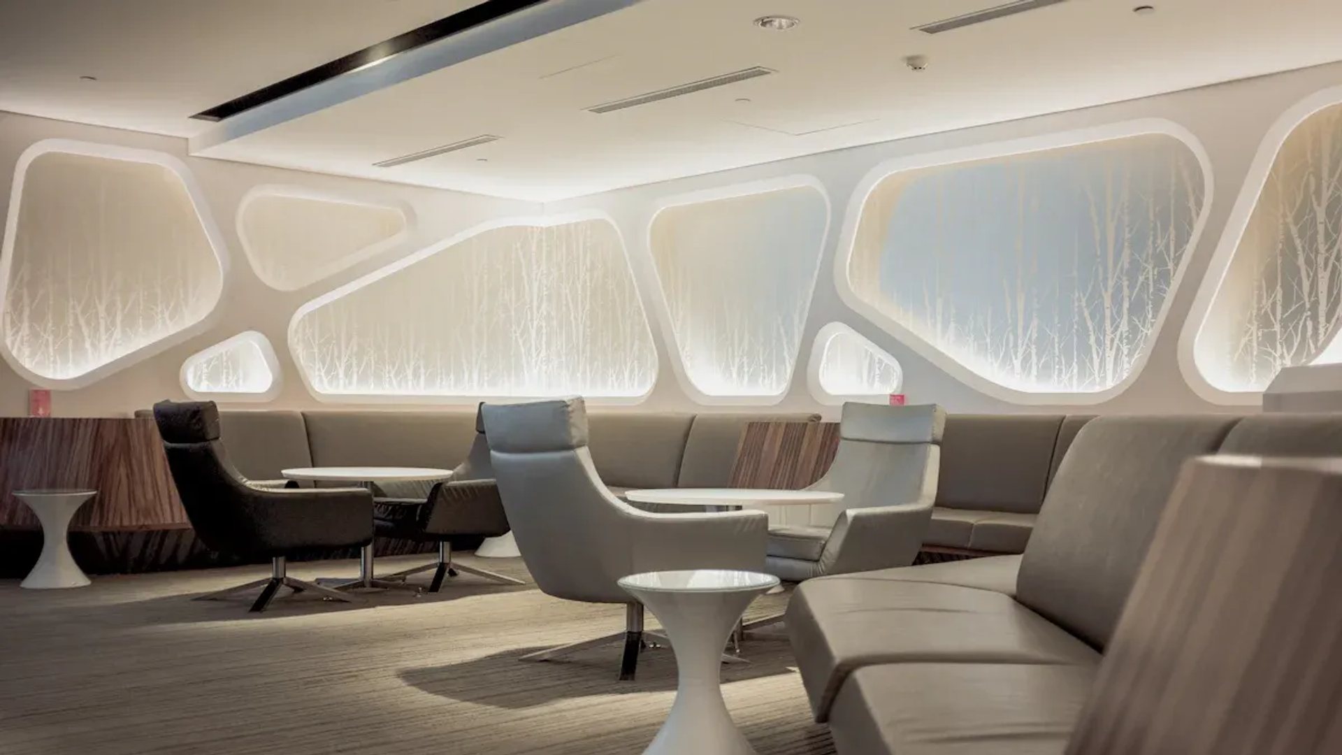 How VVIP Fast-Track Service Enhances Your Airport Experience