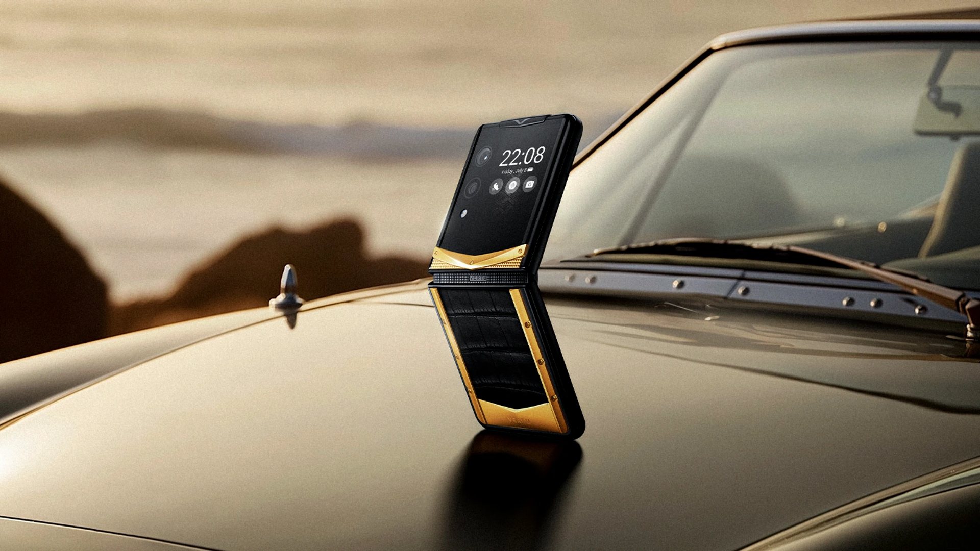 The Best Flip Phones for Women in 2025: Your Guide to Digital Detox & Style