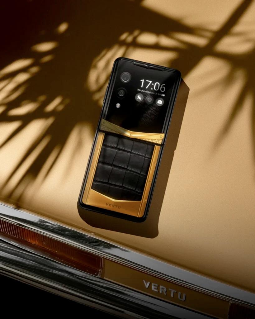 A bespoke VERTU phone finished in exclusive Himalaya Alligator skin.