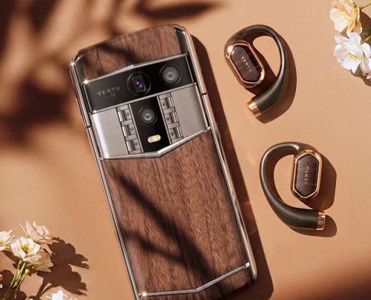 Walnut Meets Pure Sound: VERTU's Valentine's Day Melody for Two