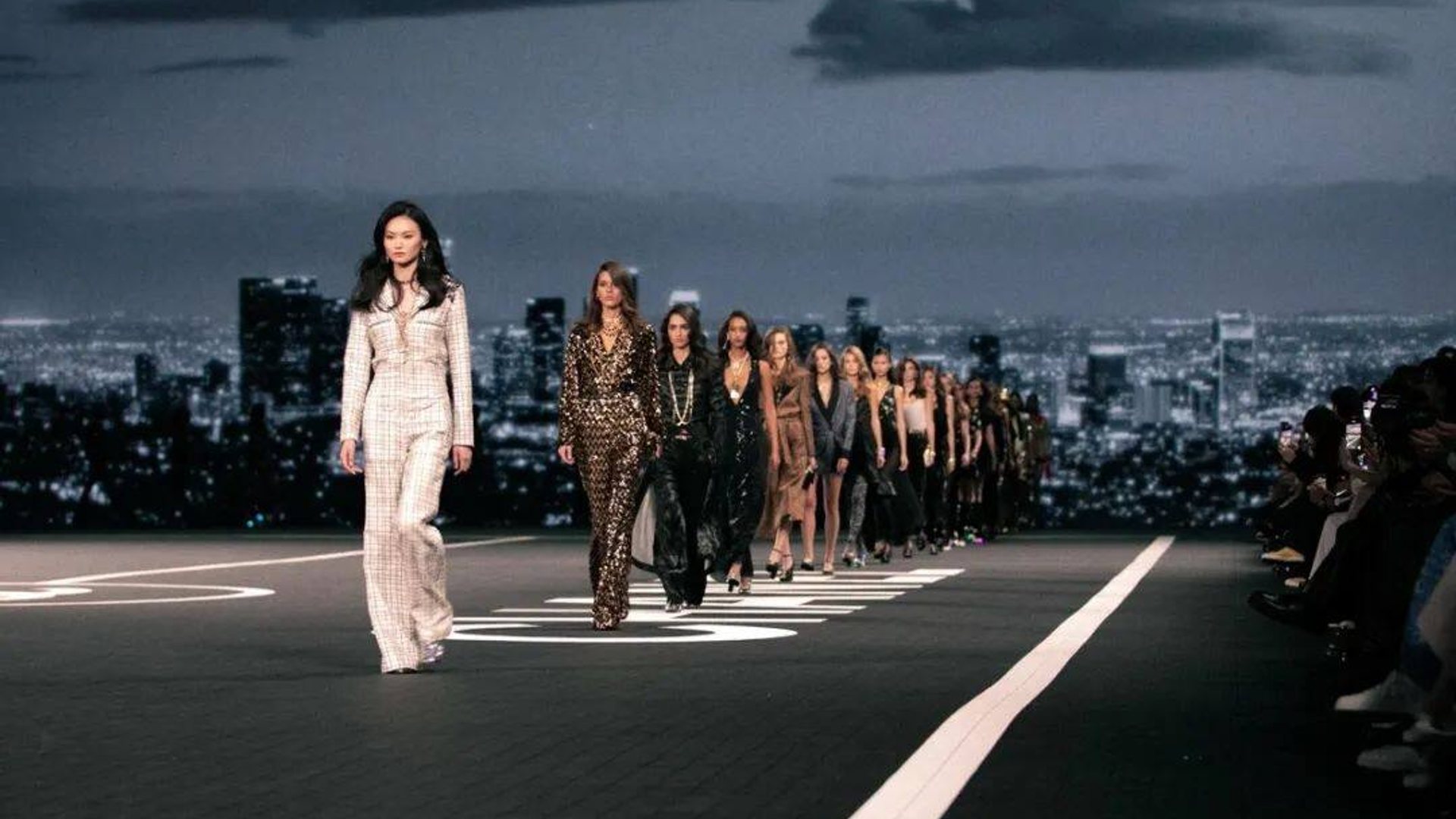 Luxury goods collective to Hong Kong, Hong Kong to return to the international fashion territory?