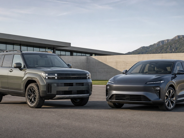 SUV vs Crossover shown in a practical side-by-side comparison