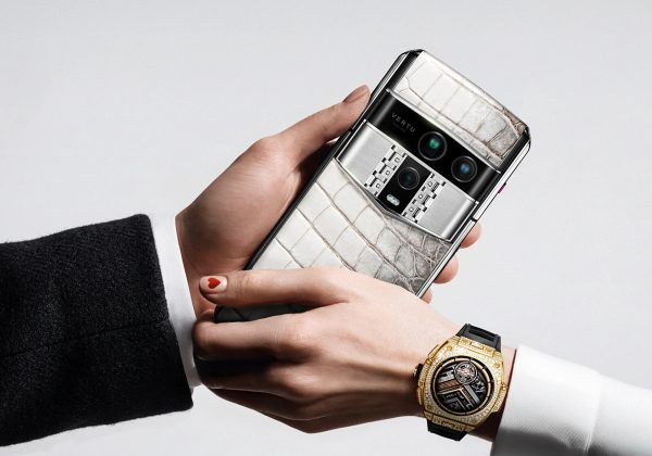 Elevate Your Valentine’s Gift: Exclusive VERTU Accessory Curation