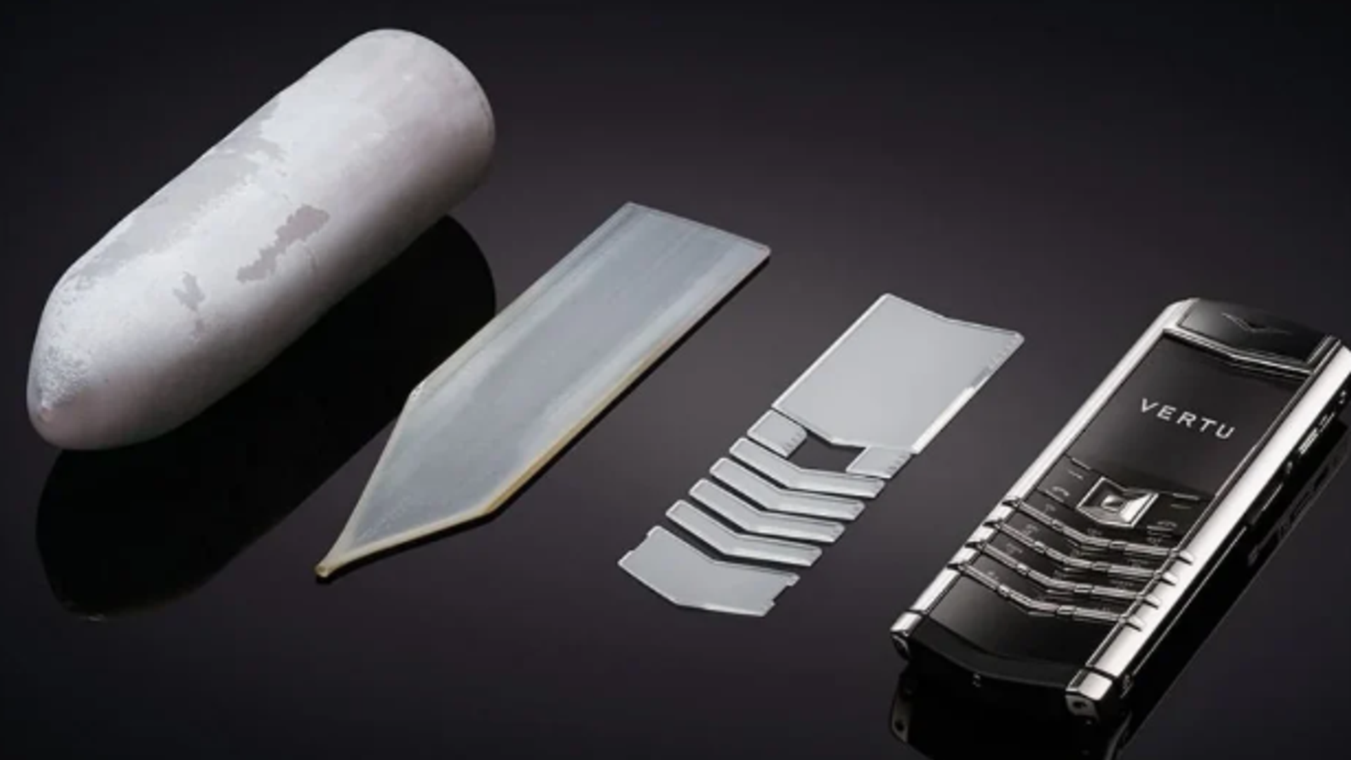 VERTU Craftsmanship: The Top 5 Elite Features Defining Luxury in 2025