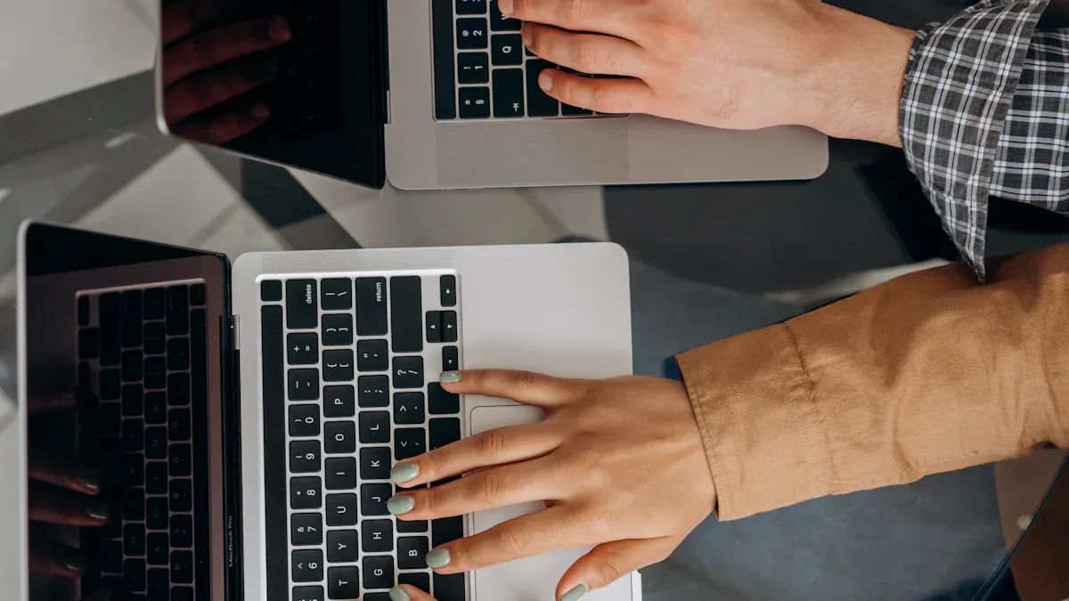 10 Best Tools to Expand Paragraphs with AI for Writers