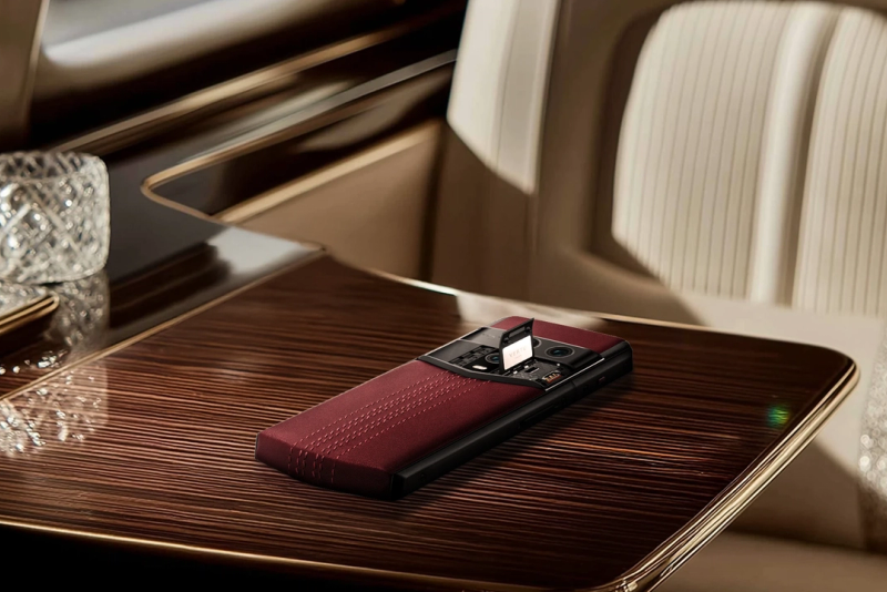 Galaxy AI vs VERTU Agent Q: AI Phone Comparison 2026