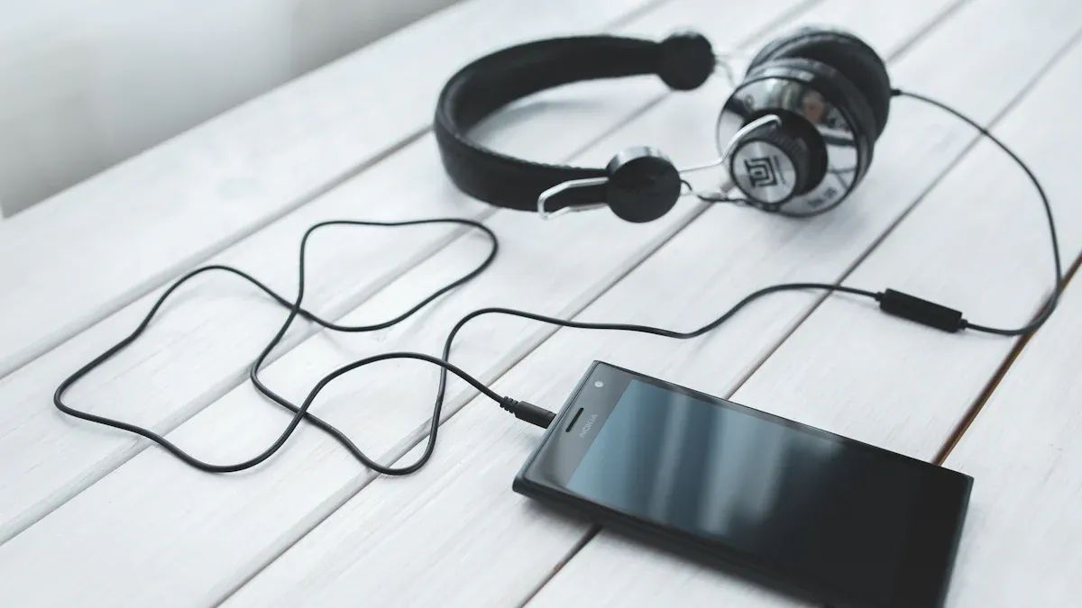 How to Choose the Best Smartphone for Music and Movies