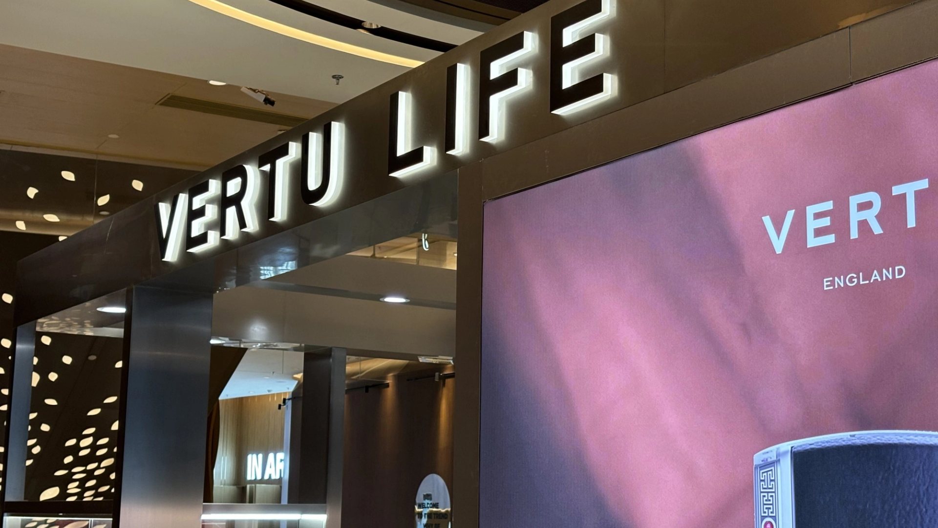 Who Buys Vertu Phones in 2025 and What It Says About Them