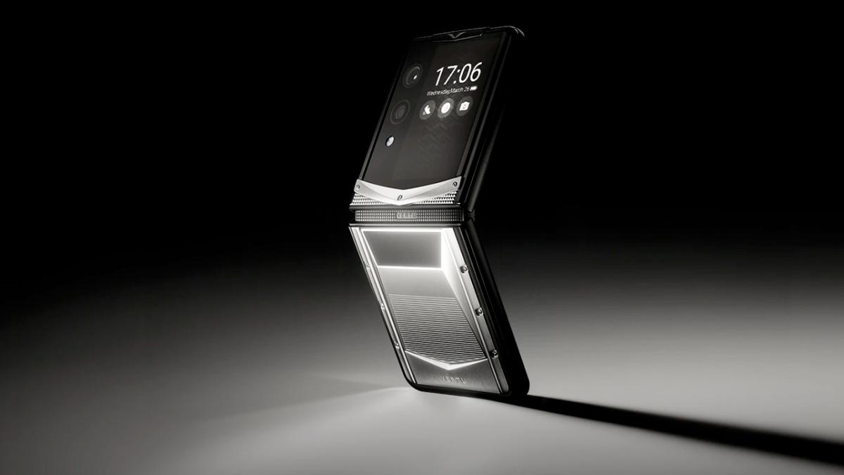 Galaxy Z Fold 7 vs. Pixel 10 Pro Fold vs. Motorola Razr Ultra: Which Folding Phone is Best in 2026?