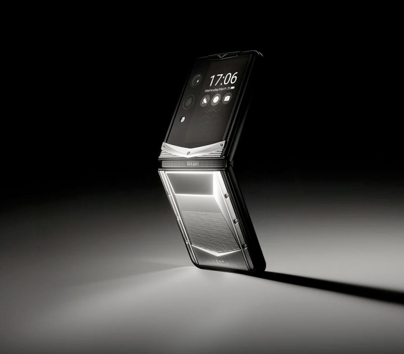 Which Phone Has the Strongest Signal? 2026 Guide
