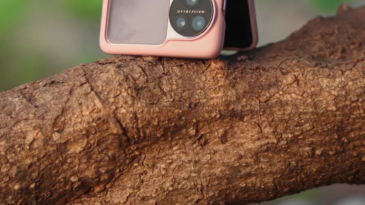 The Return of Vertu Flip Phones and Their Modern Appeal