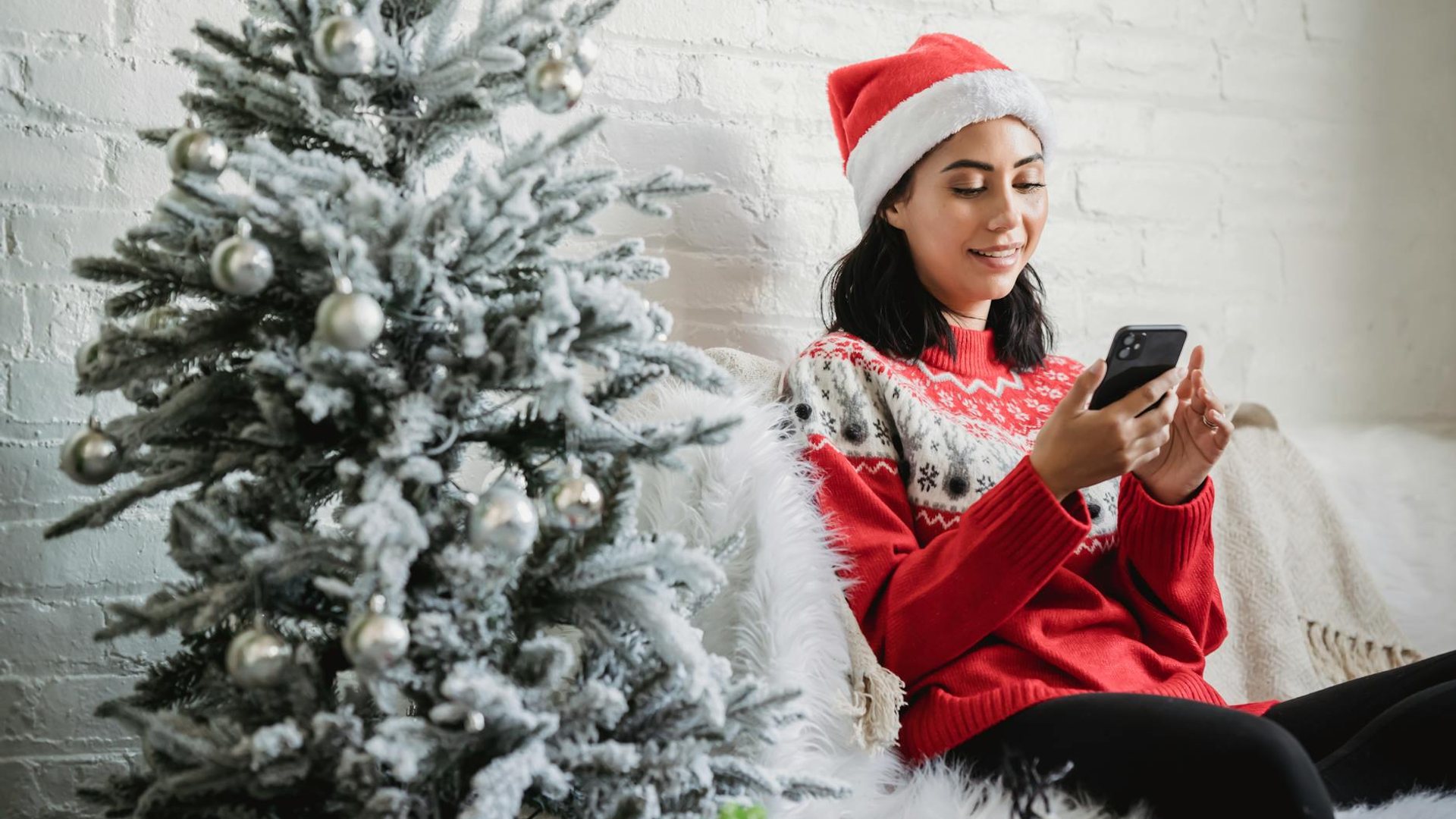 2025's Top Flagship Smartphones: Perfect High-end Phone for Xmas Gifts