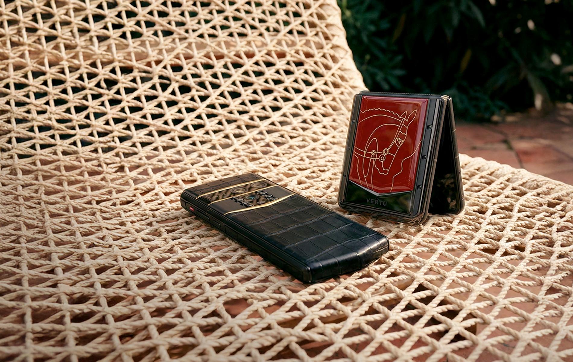 What Are the Latest Spectrum Flip Phones and Plans for 2026?