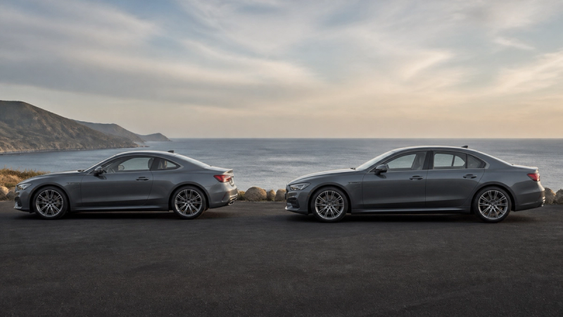 Coupe vs Sedan shown in a practical side-by-side comparison