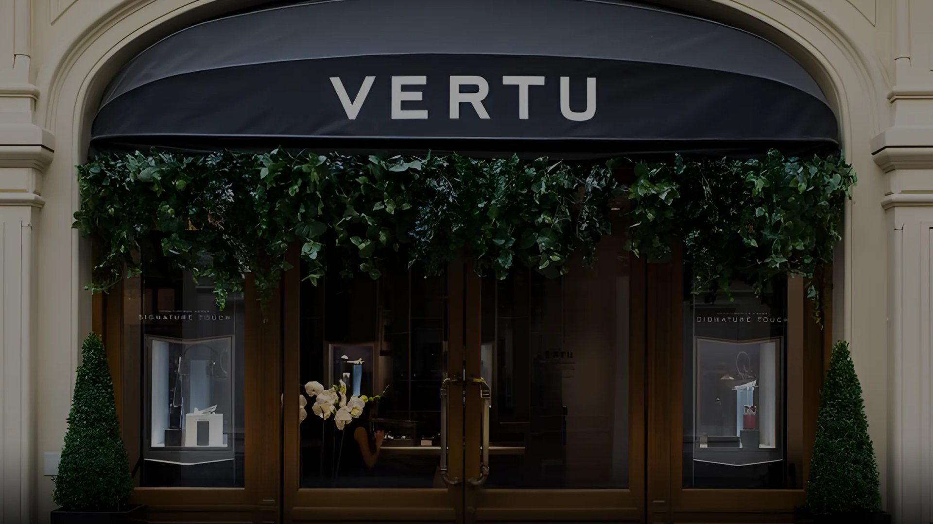I have found the heart of the earth, and the VERTU METAVERTU II allows me to take humanistic blockbusters!