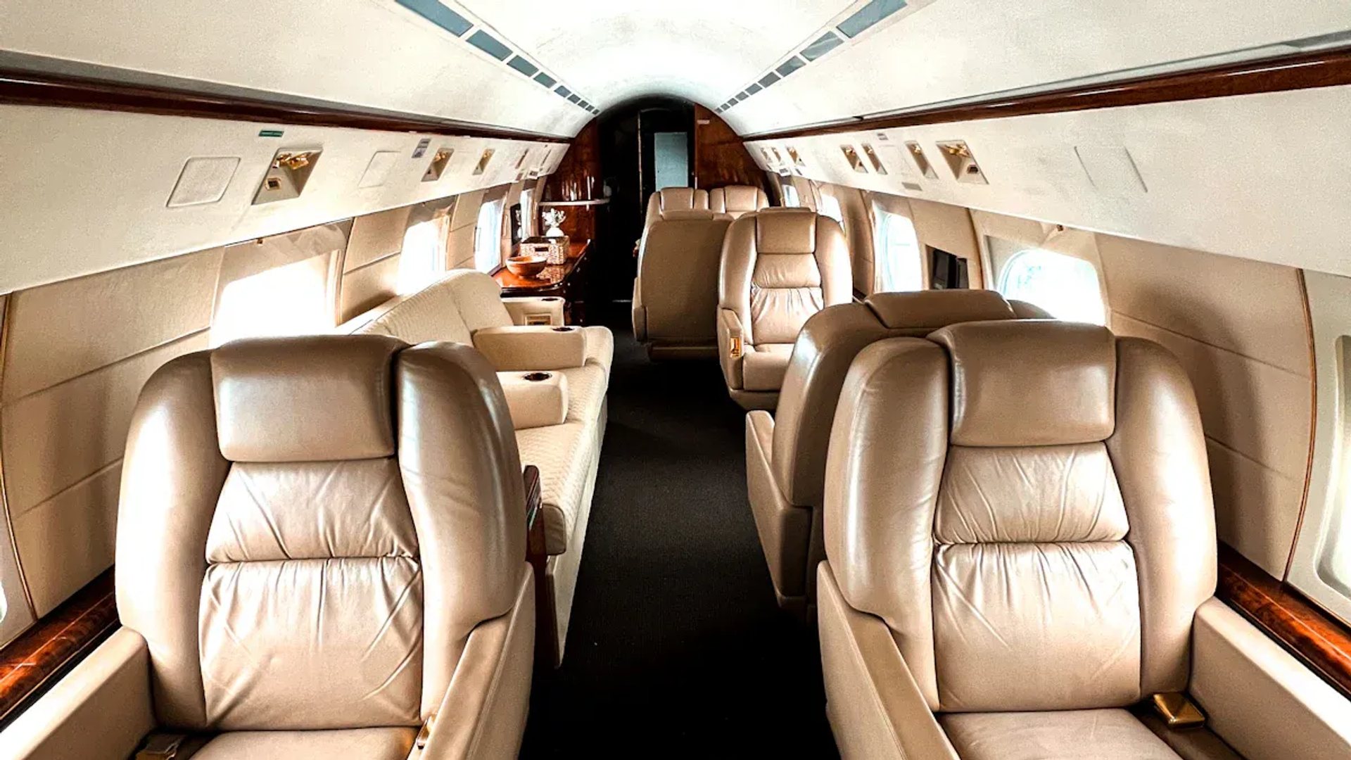 What Are Vertu's Personalized Client Care Services and Their Key Benefits