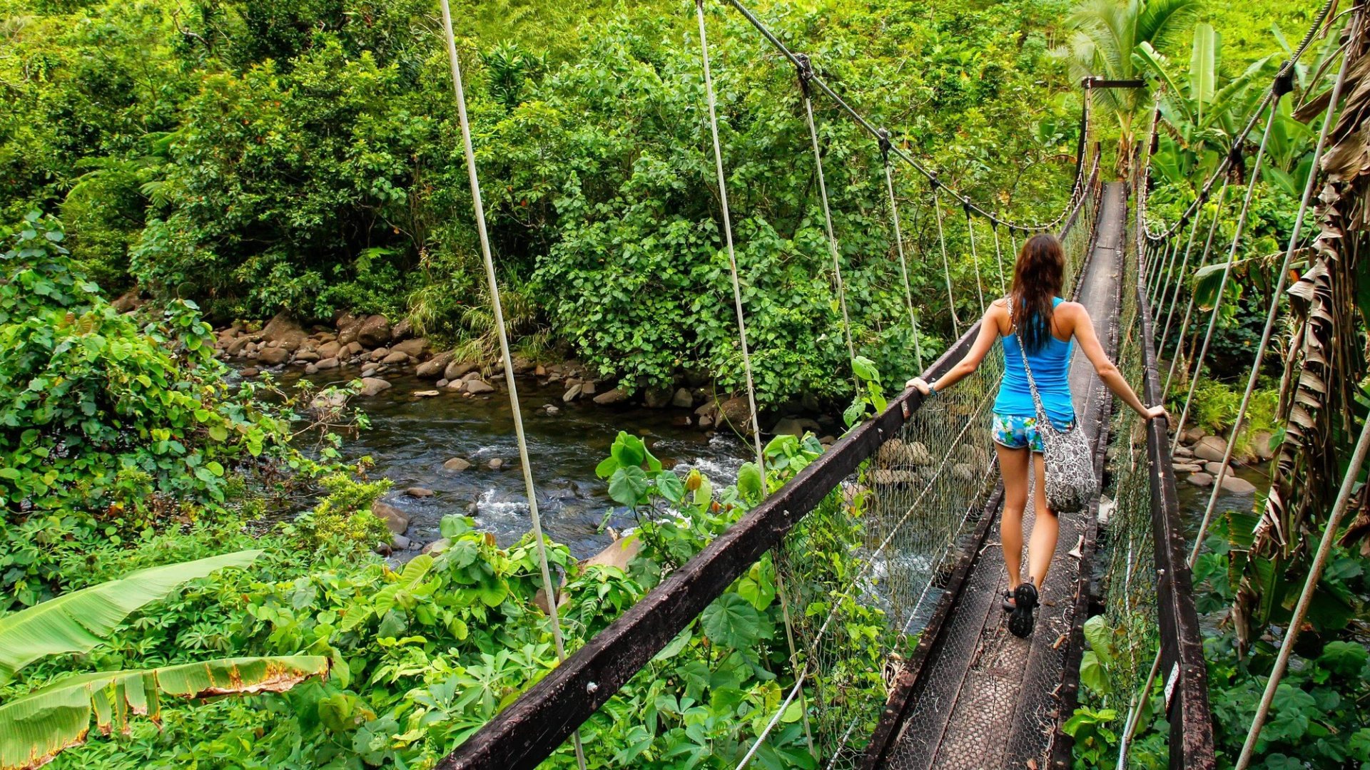 The perfect luxury vacation plan for the whole family to Fiji is here!