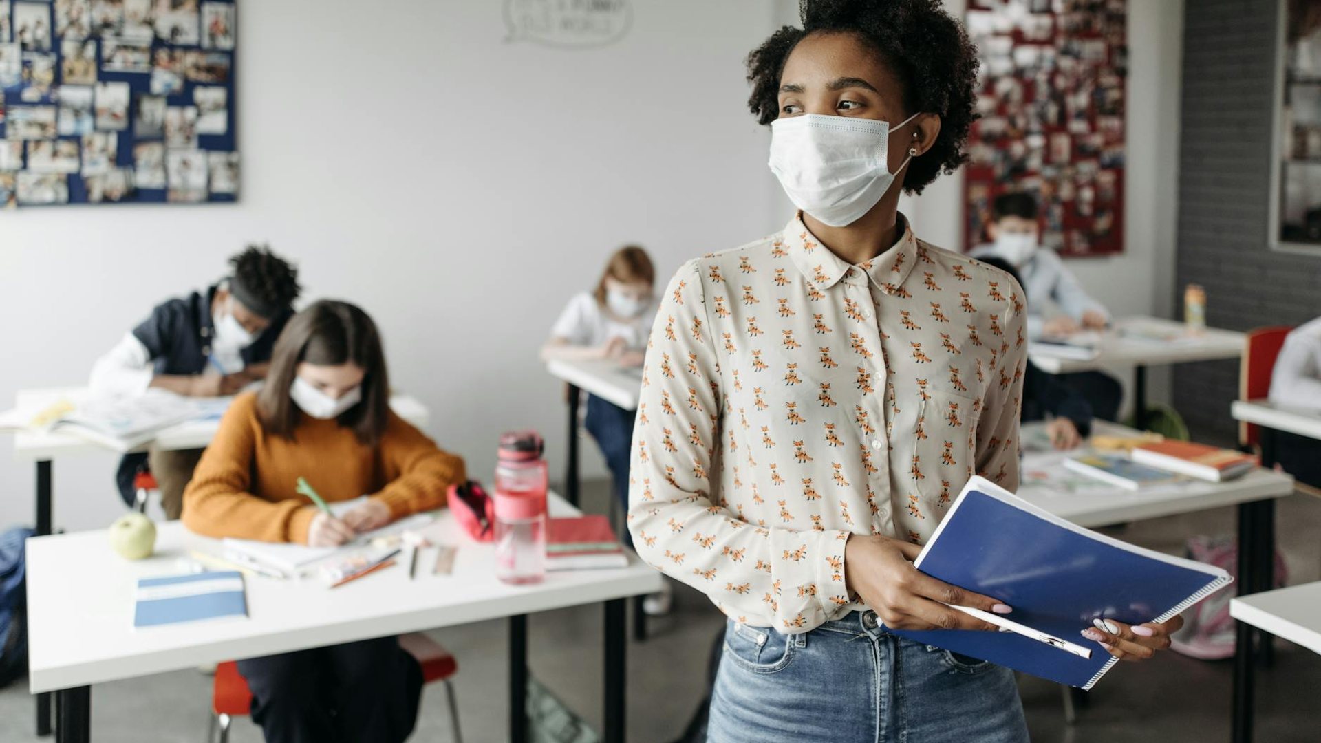 5 Essential AI Detector Checkers for Students and Educators in 2025