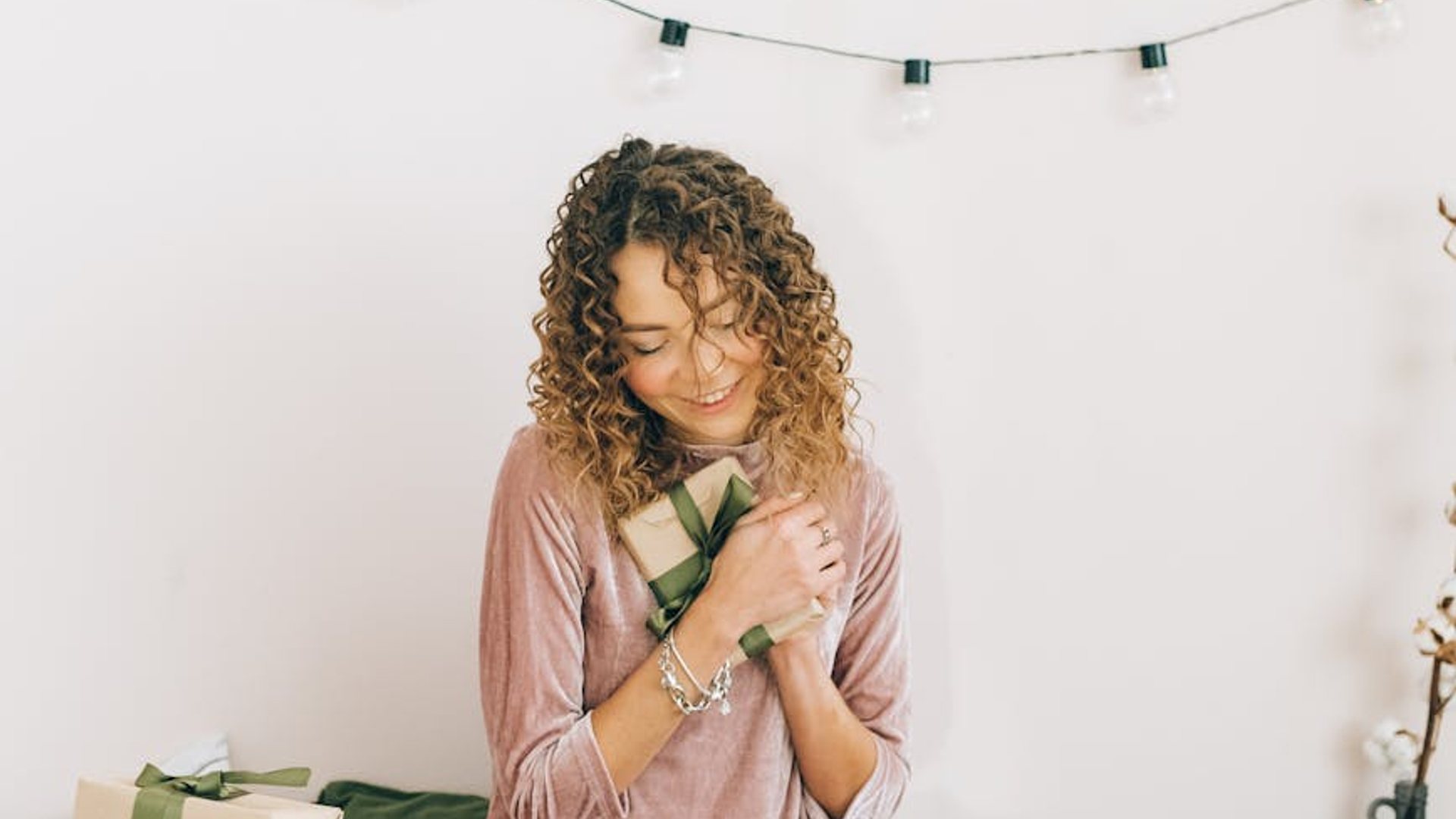 Beyond the Usual: TOP 7 Elite Tech Christmas Gifts for Him