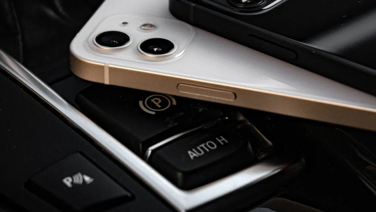 Top Luxury Mobile Devices That Redefine Elegance and Innovation