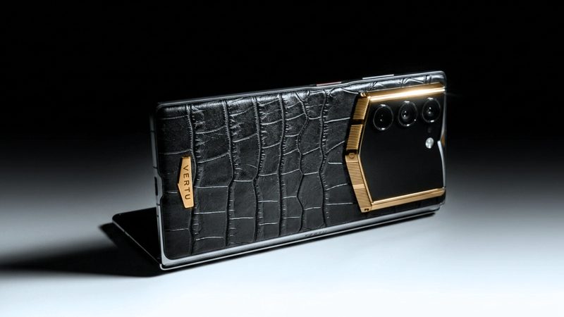 VERTU Unveils ALPHAFOLD: The World's First Hermes Agent Phone for Global Executives