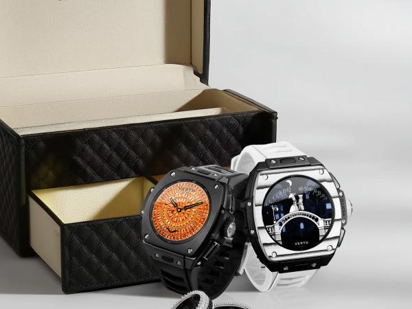 The Best 10 Luxury Business Card Holders for Men in 2026: Style Meets Function