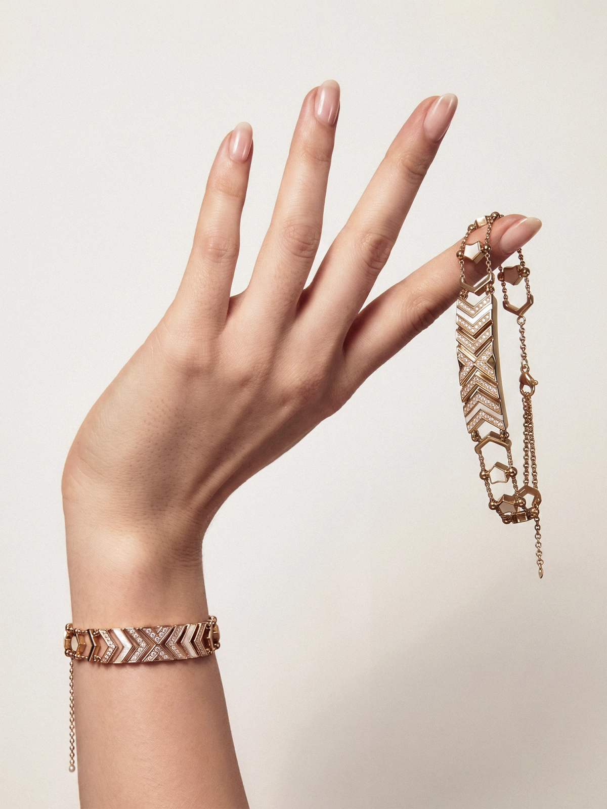 Intelligent Bead Bracelets