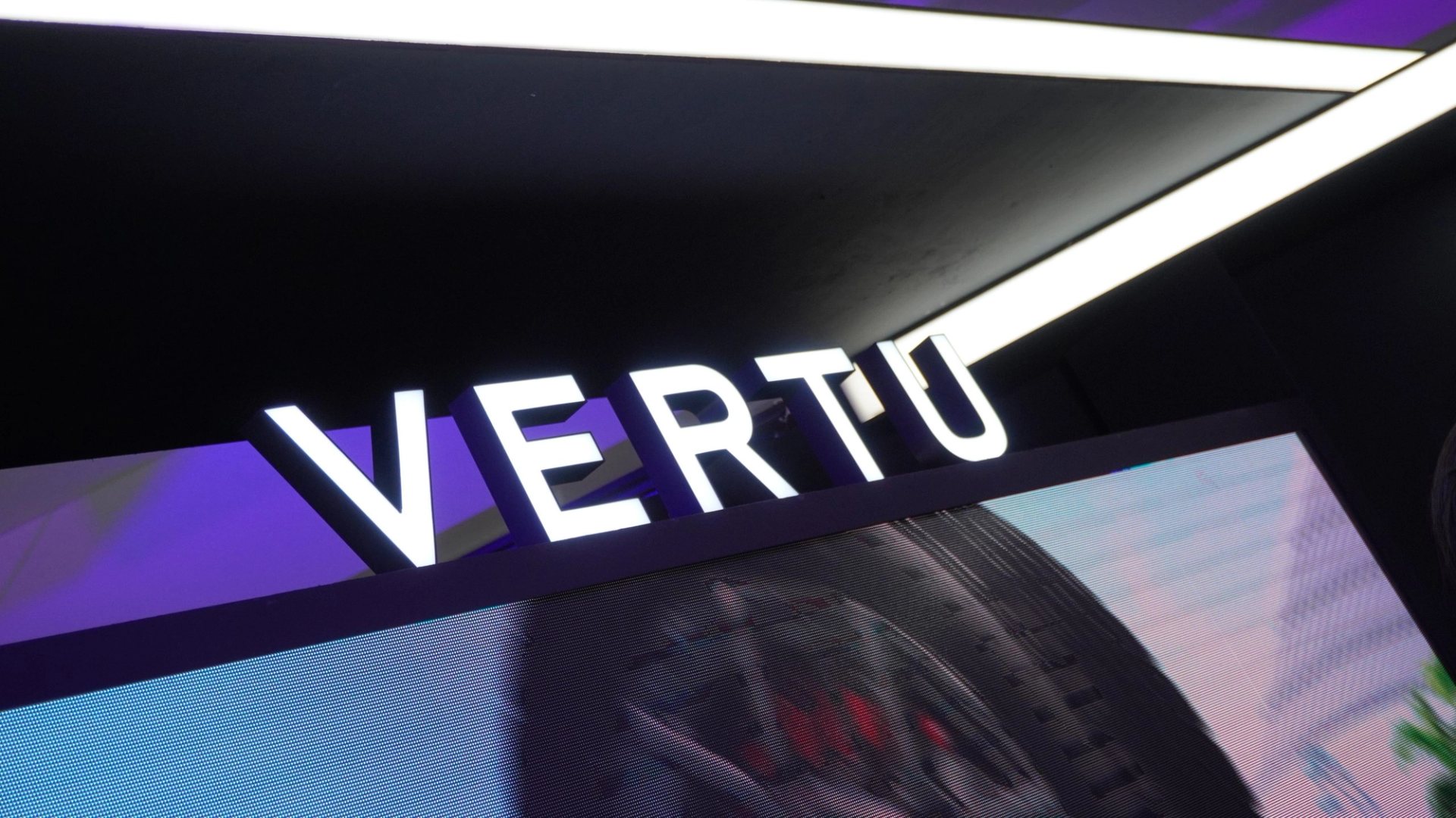VERTU METAVERTU 2 Three systems in one: free your stress and reinvent the way you work!